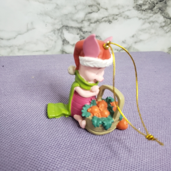 Piglet Christmas tree ornament collectable - Picture 2 of 2